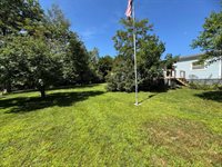 59 High Street, Guilford, ME 04443