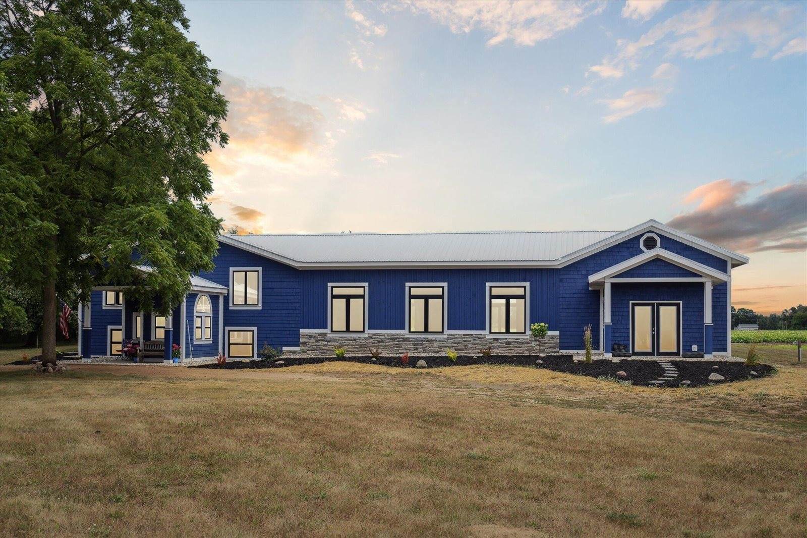 6130 Arbogast Road, Howard City, MI 49329