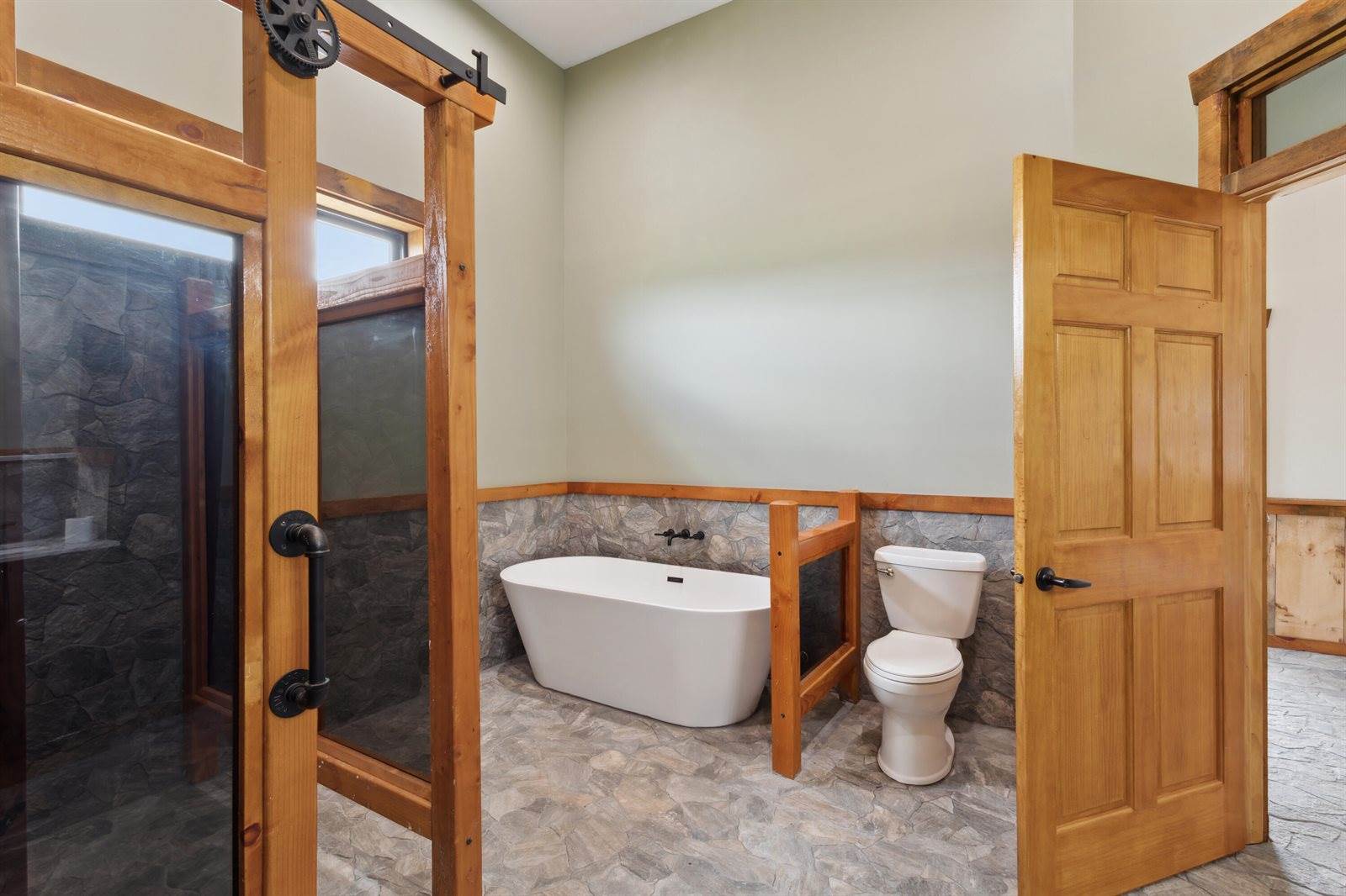 6130 Arbogast Road, Howard City, MI 49329