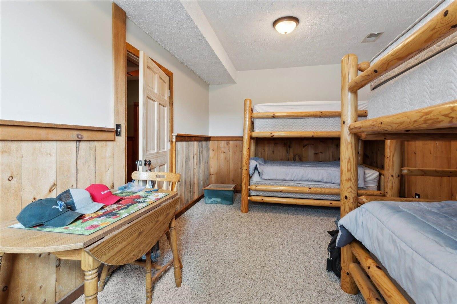 6130 Arbogast Road, Howard City, MI 49329