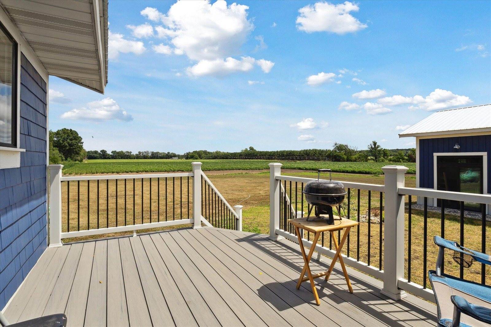 6130 Arbogast Road, Howard City, MI 49329