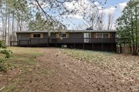 323 13th Street, Plainwell, MI 49080
