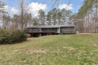 323 13th Street, Plainwell, MI 49080
