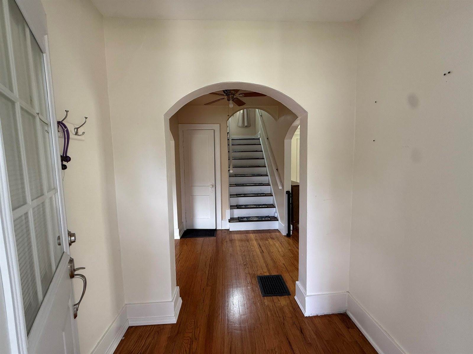 1316 Vassar Drive, Kalamazoo, MI 49001