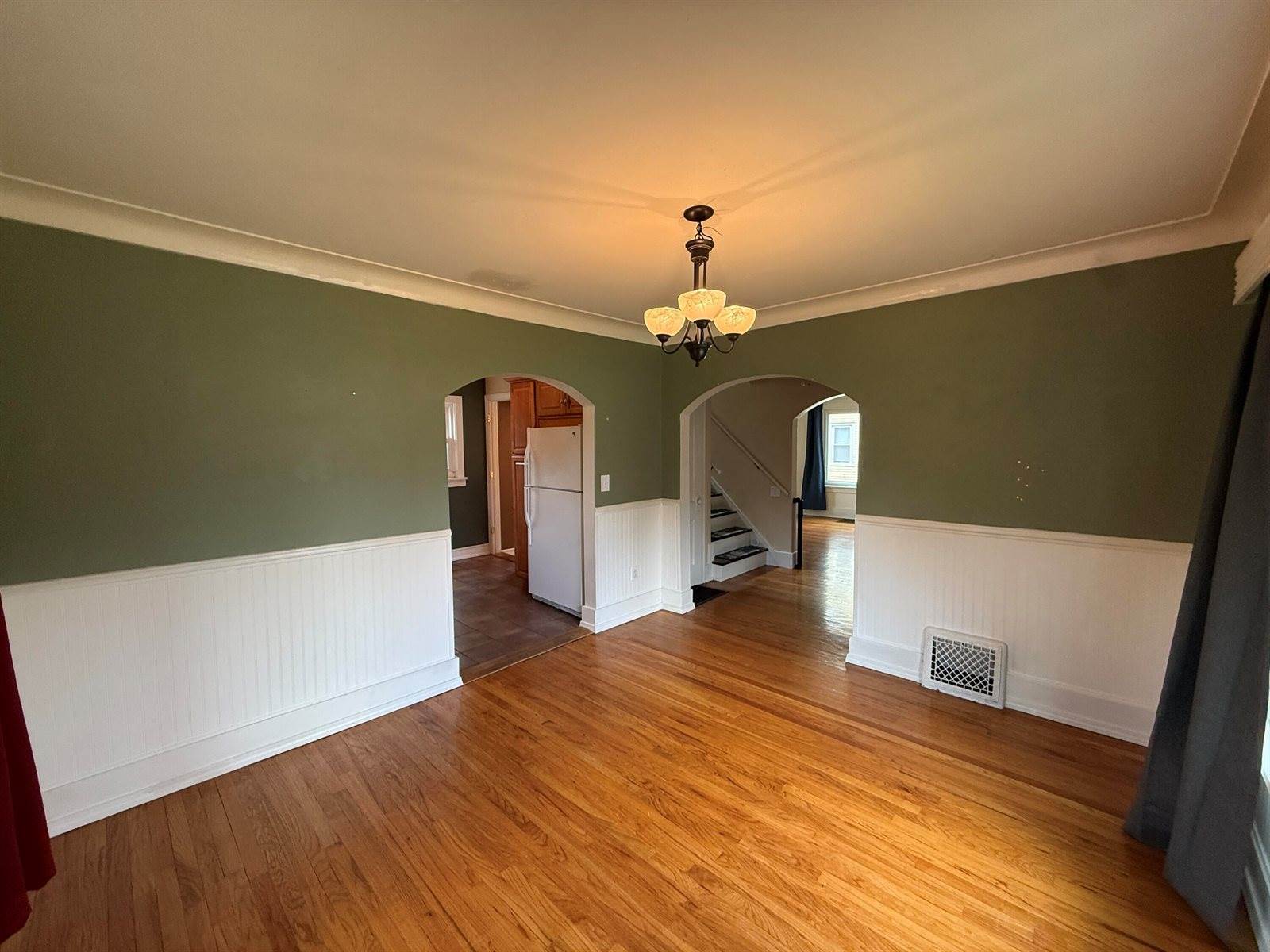 1316 Vassar Drive, Kalamazoo, MI 49001