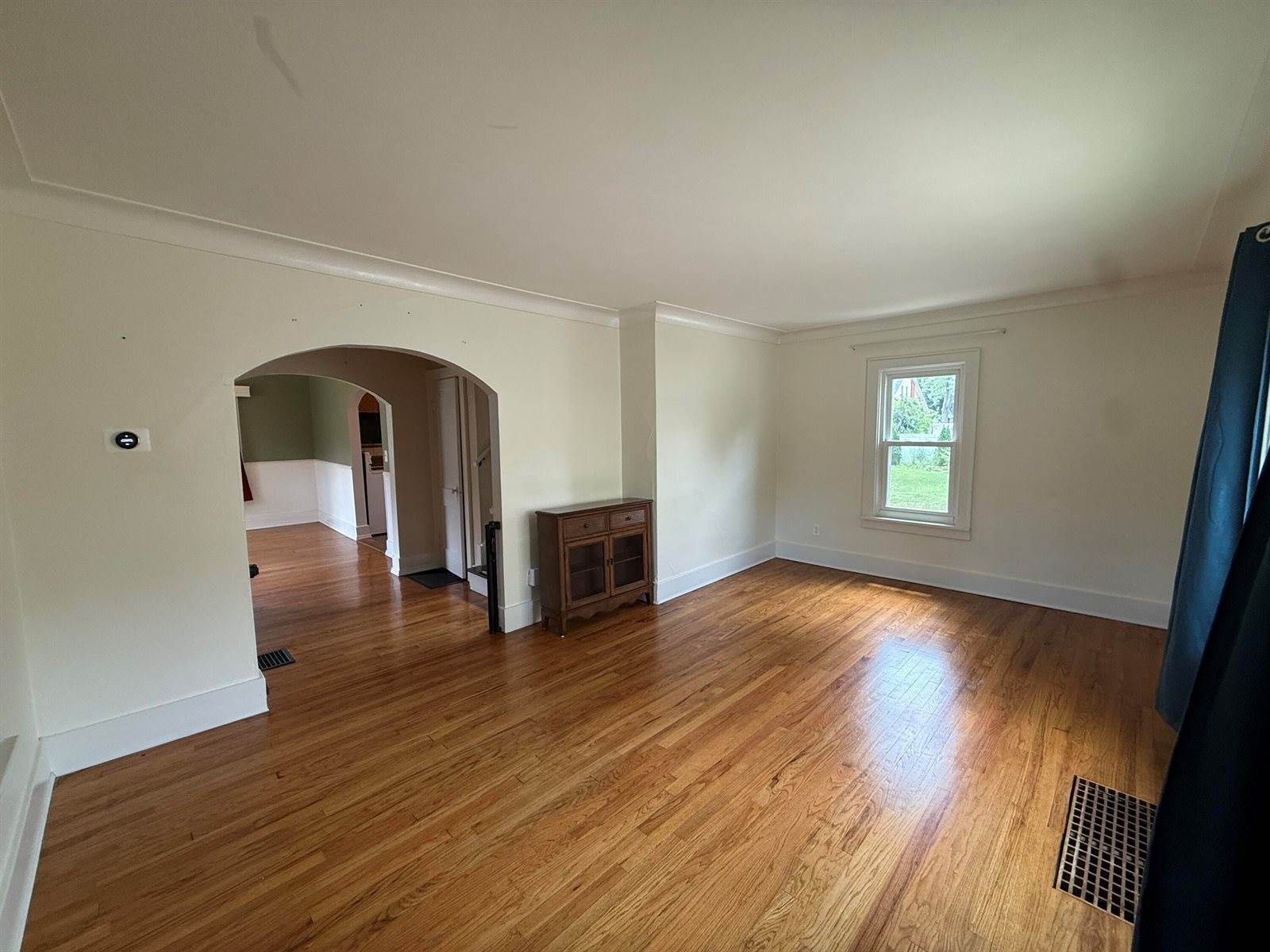 1316 Vassar Drive, Kalamazoo, MI 49001