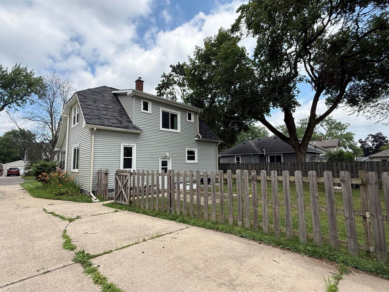 1316 Vassar Drive, Kalamazoo, MI 49001