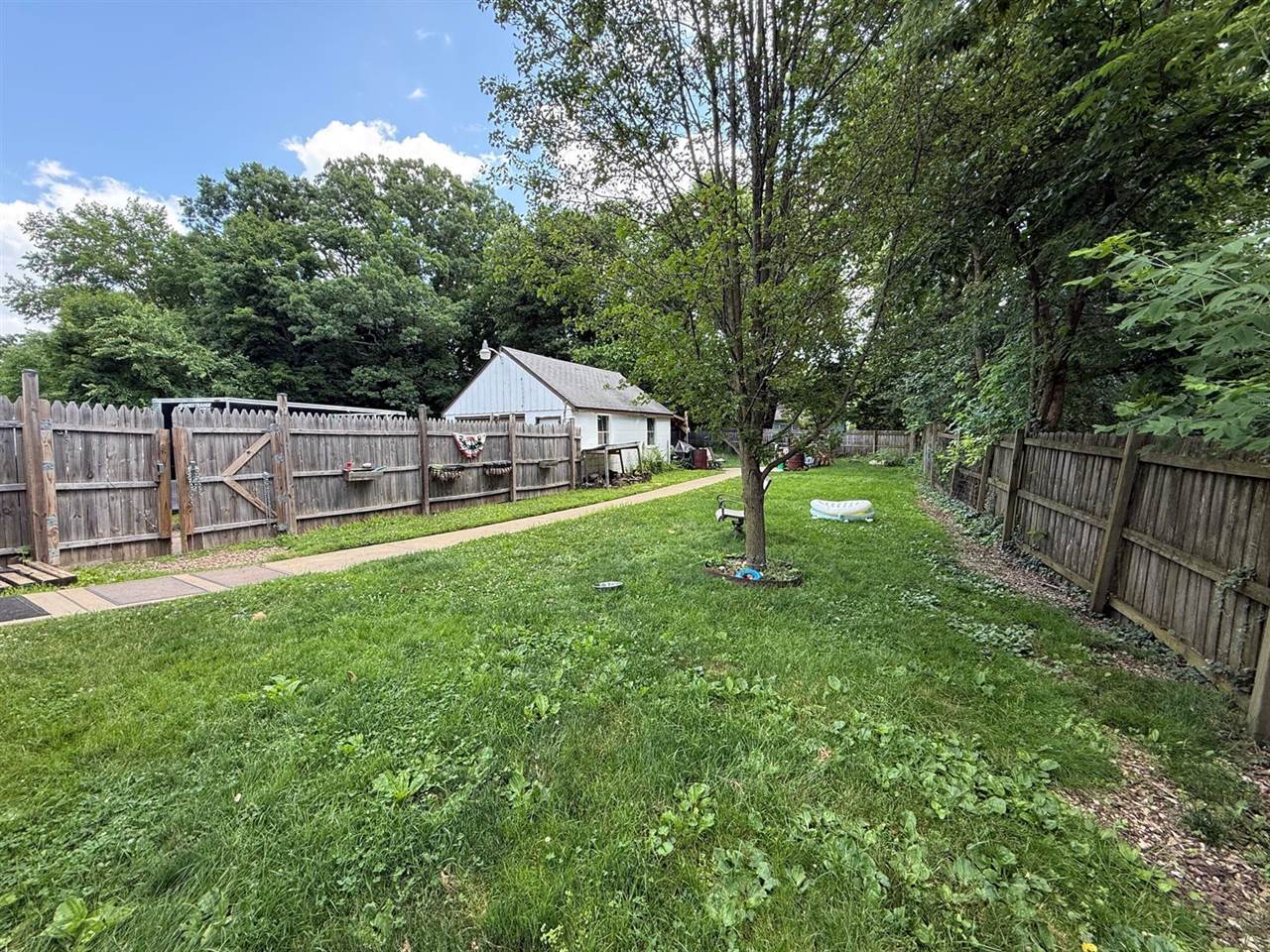 516 Cooper Avenue, Kalamazoo, MI 49048