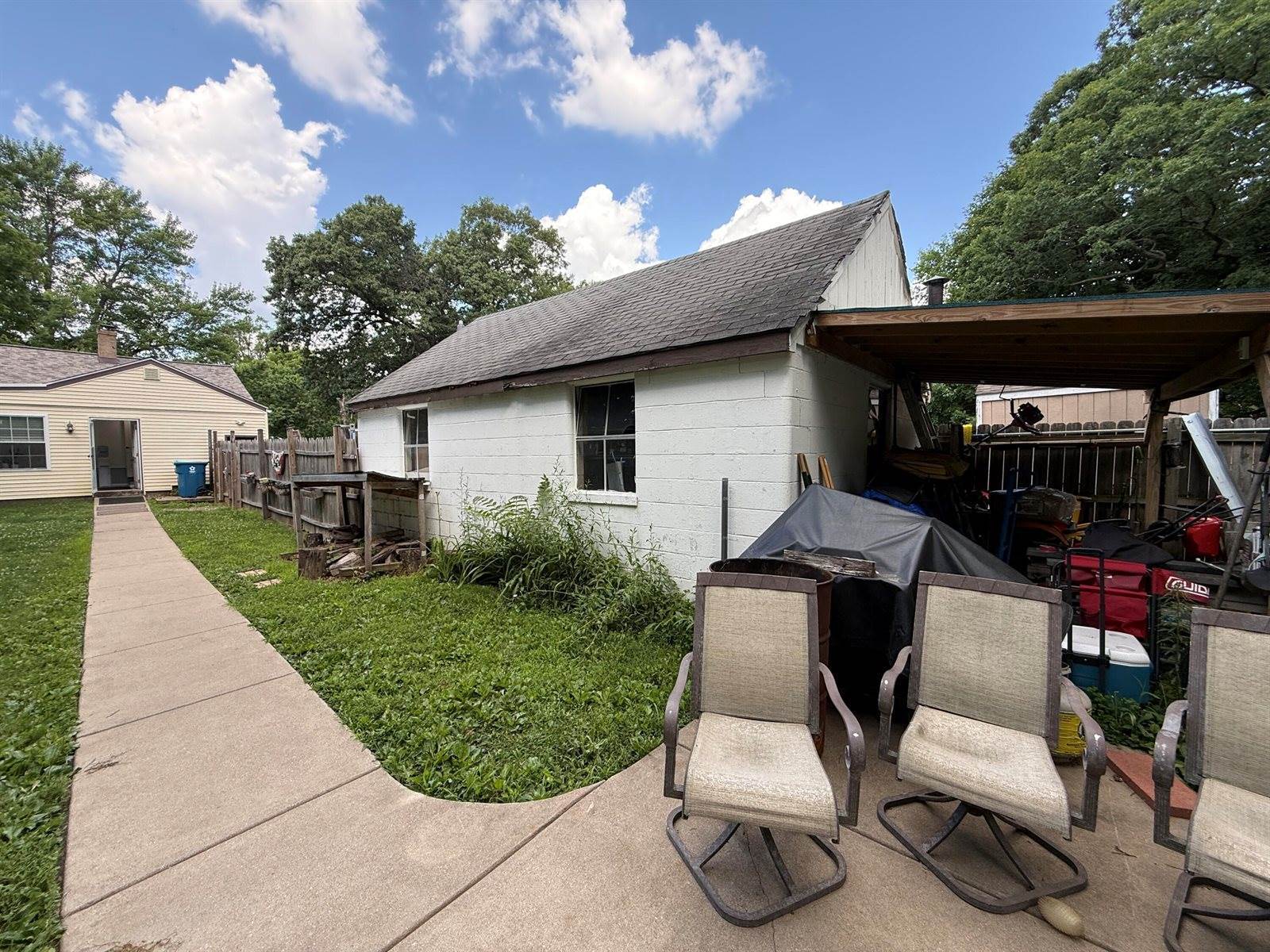 516 Cooper Avenue, Kalamazoo, MI 49048