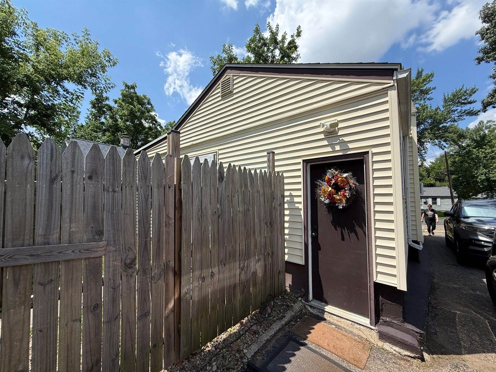 516 Cooper Avenue, Kalamazoo, MI 49048