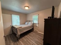 516 Cooper Avenue, Kalamazoo, MI 49048