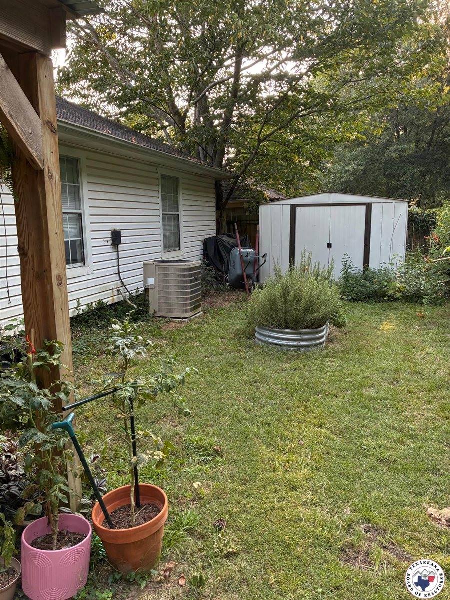 134 Presidio Place, Wake Village, TX 75501