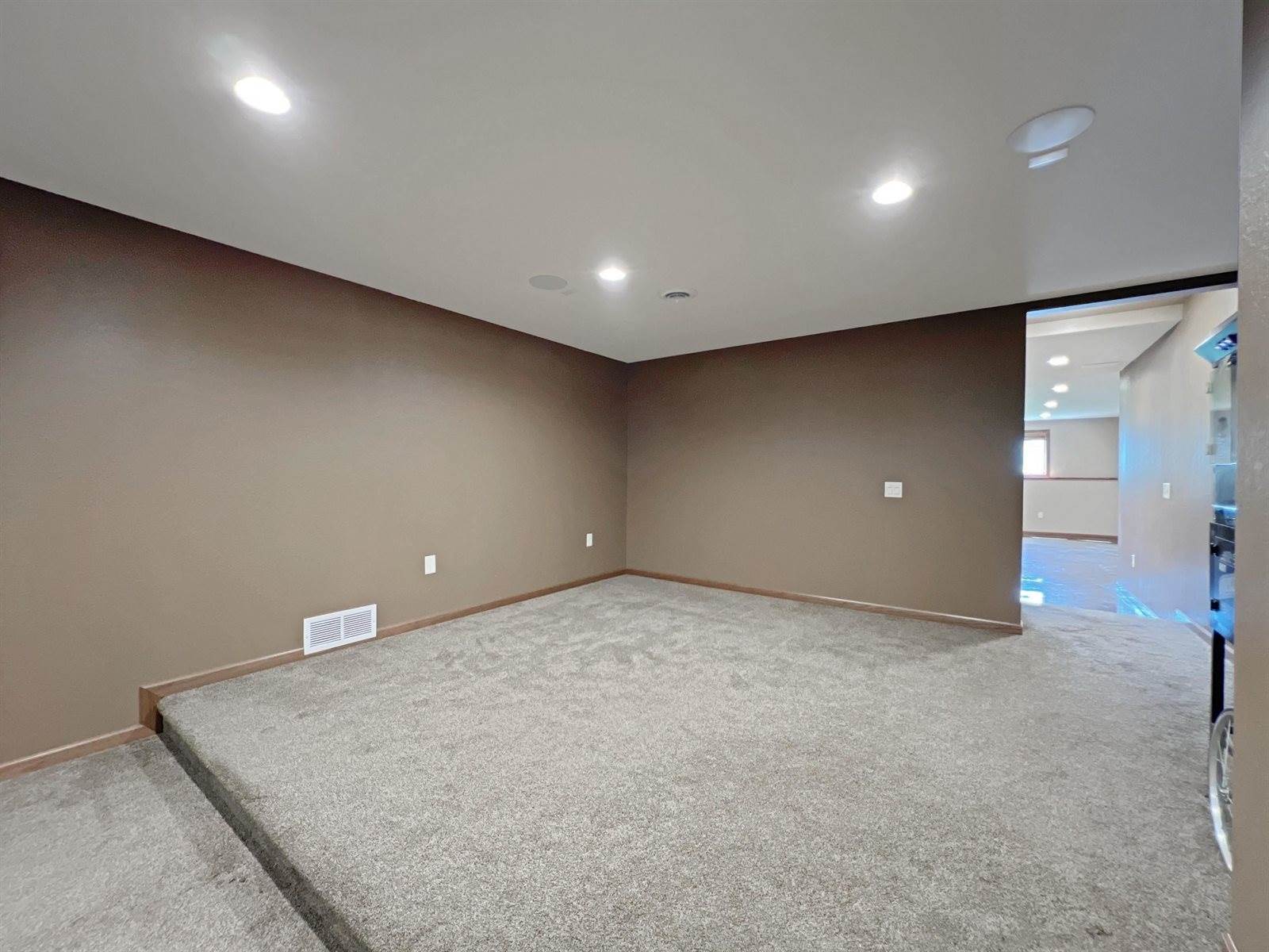 10846 W 11th Street, Hewitt, WI 54441