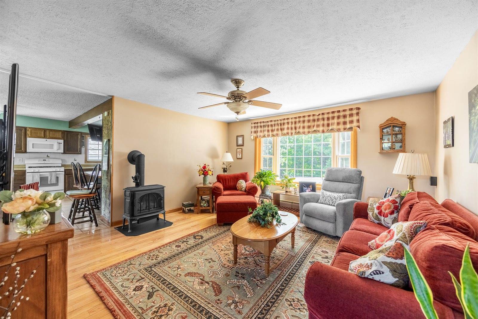 1502 Essex Street, Bangor, ME 04401