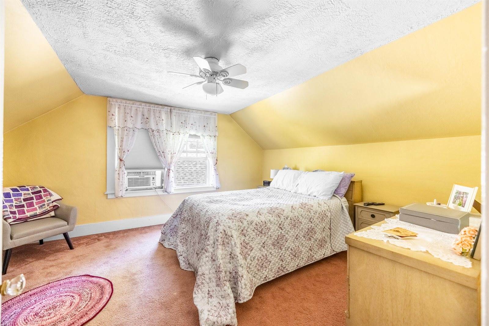 1502 Essex Street, Bangor, ME 04401