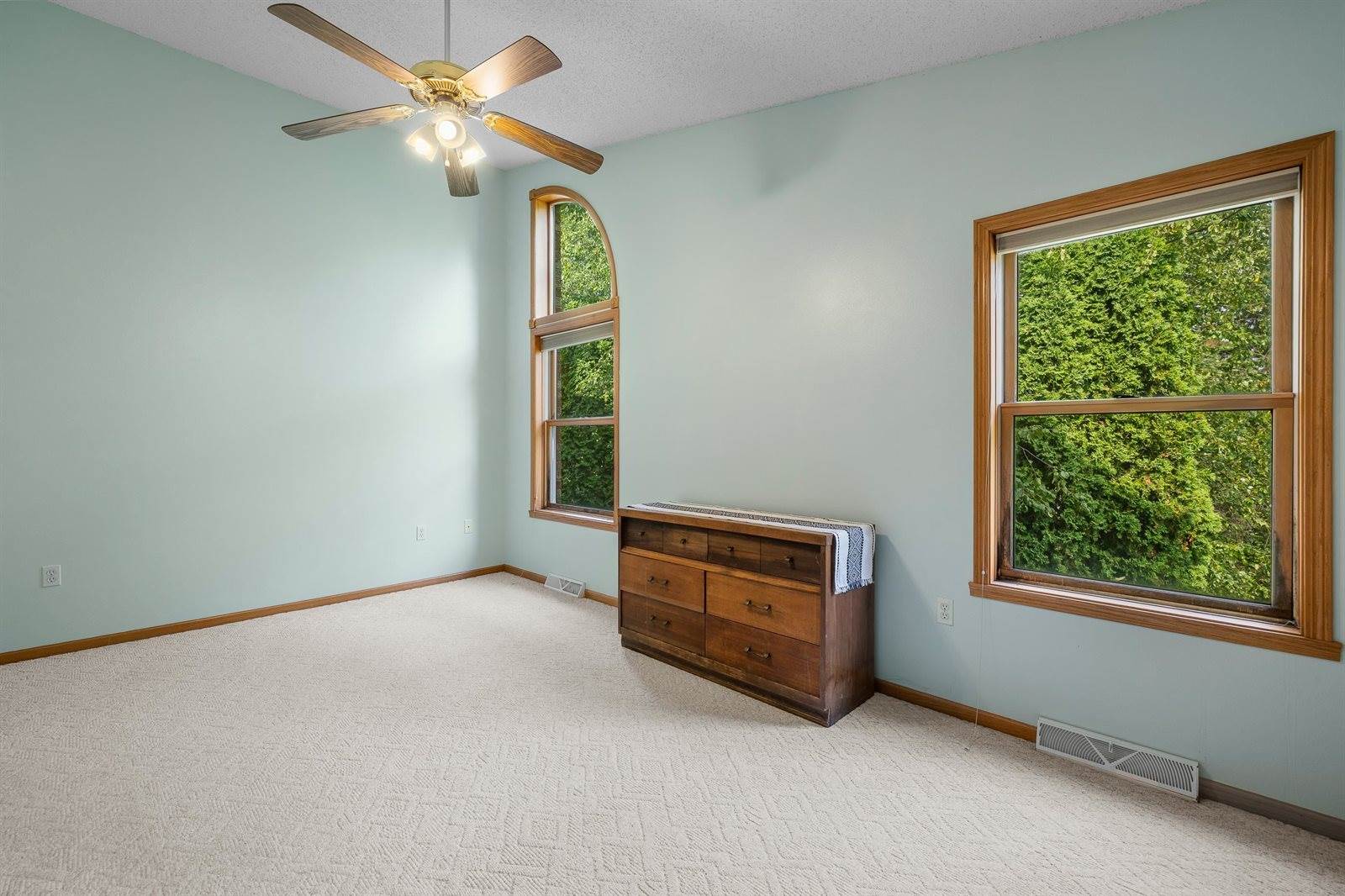 326 White Oak Avenue, Plover, WI 54467