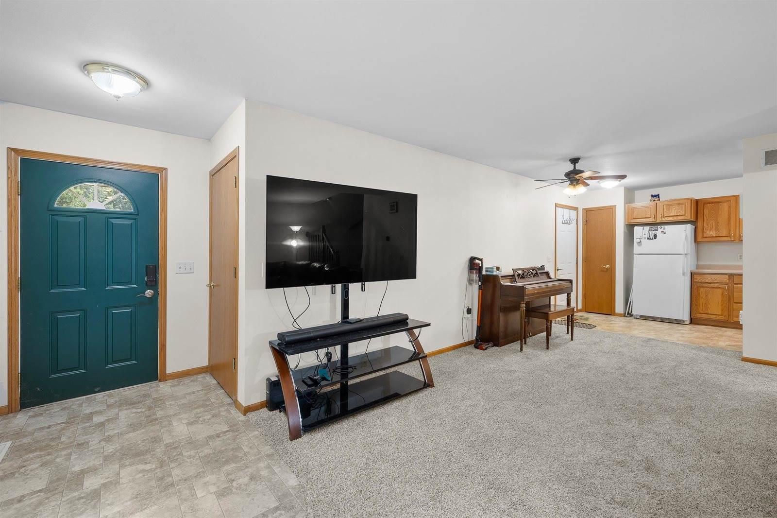 326 White Oak Avenue, Plover, WI 54467