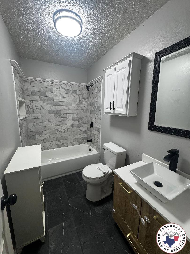 1701 FM 2624, Maud, TX 75567