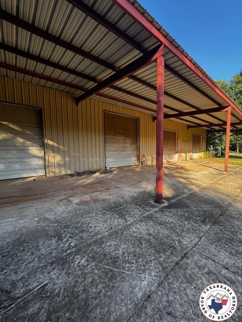 1701 FM 2624, Maud, TX 75567