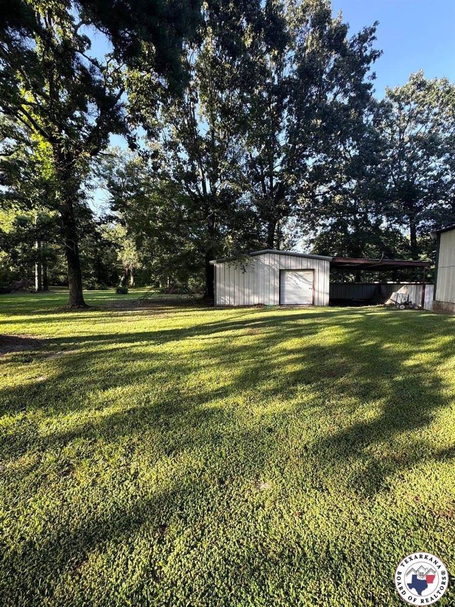 1701 FM 2624, Maud, TX 75567