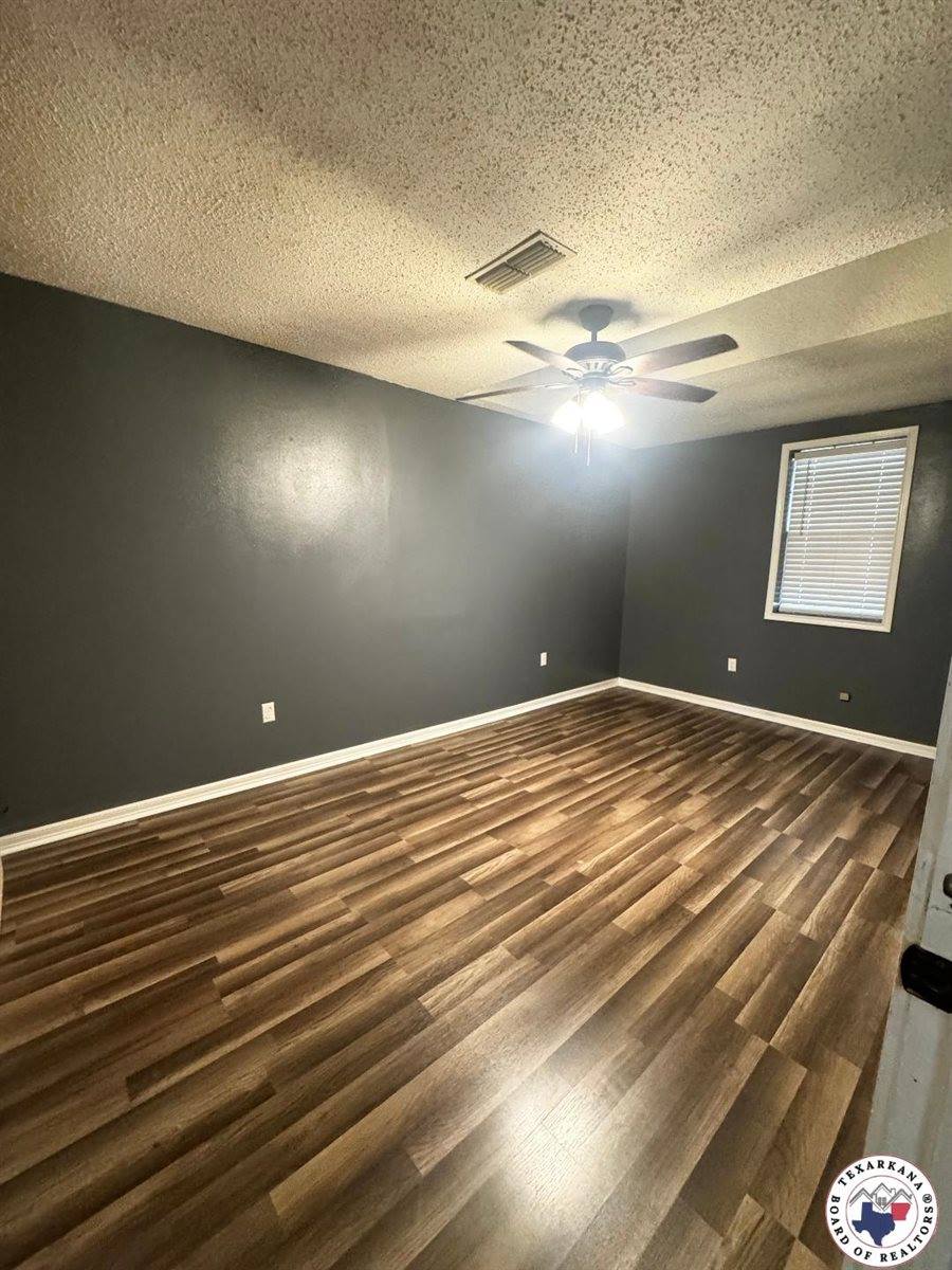 1701 FM 2624, Maud, TX 75567