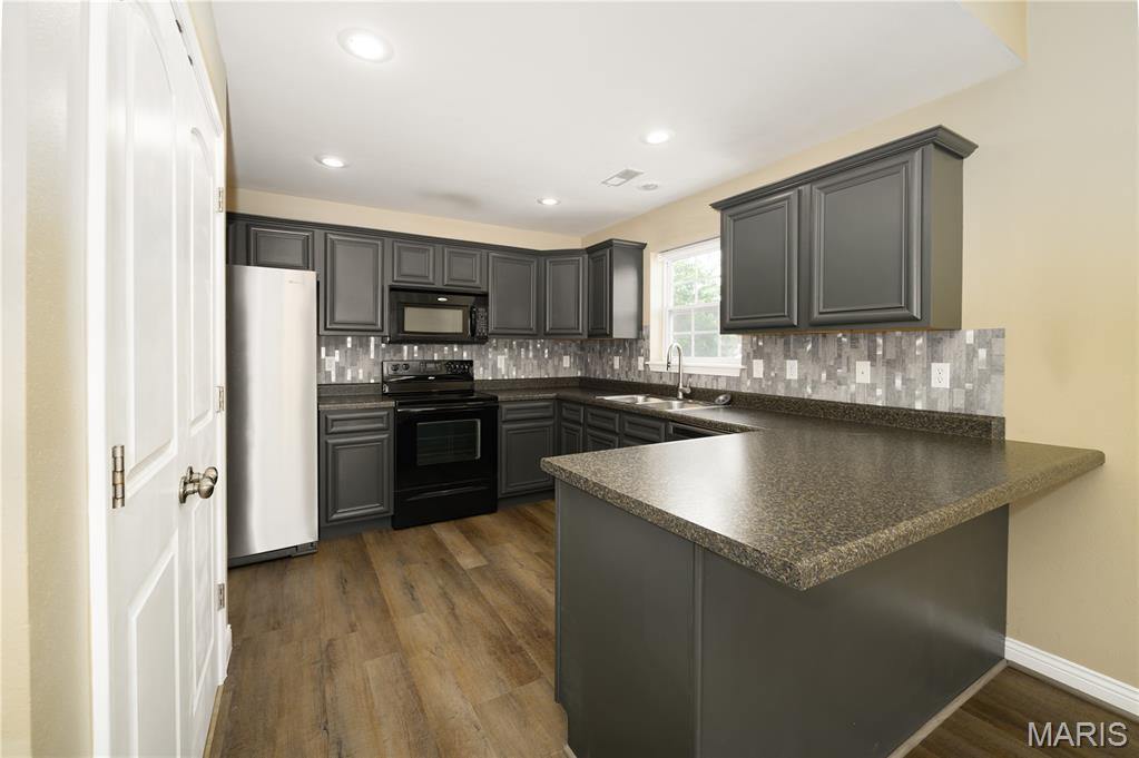 101 Ridge Court, Waynesville, MO 65583