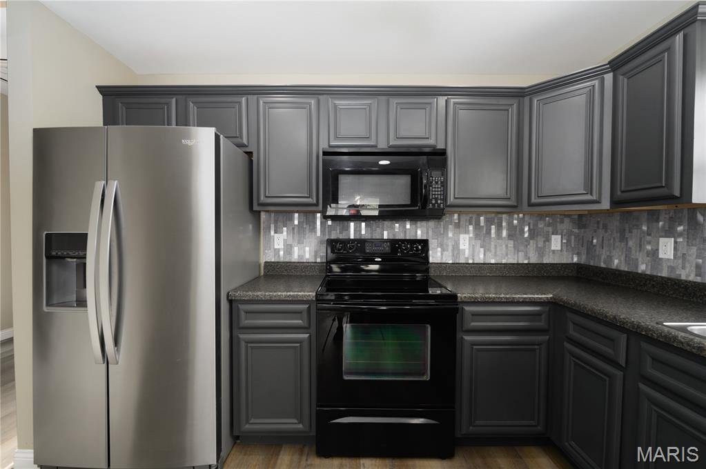 101 Ridge Court, Waynesville, MO 65583