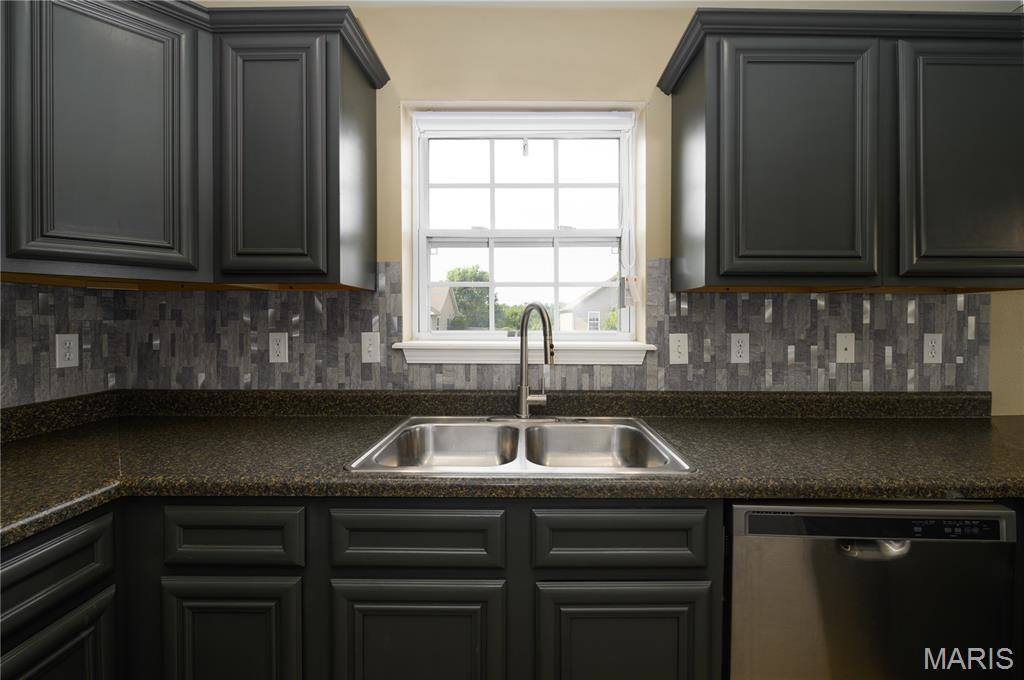 101 Ridge Court, Waynesville, MO 65583