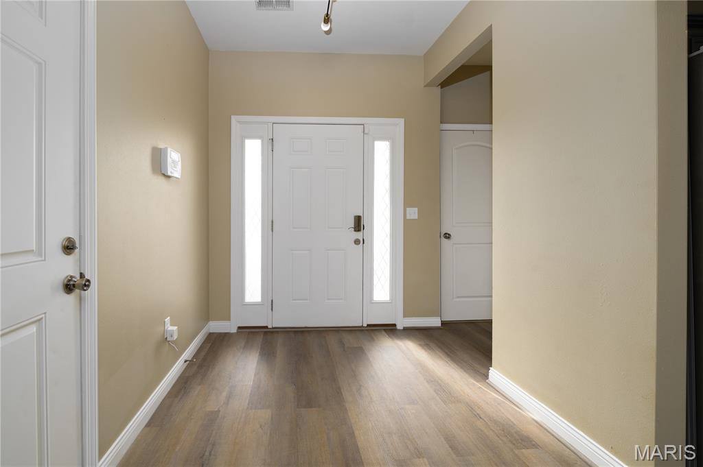 101 Ridge Court, Waynesville, MO 65583