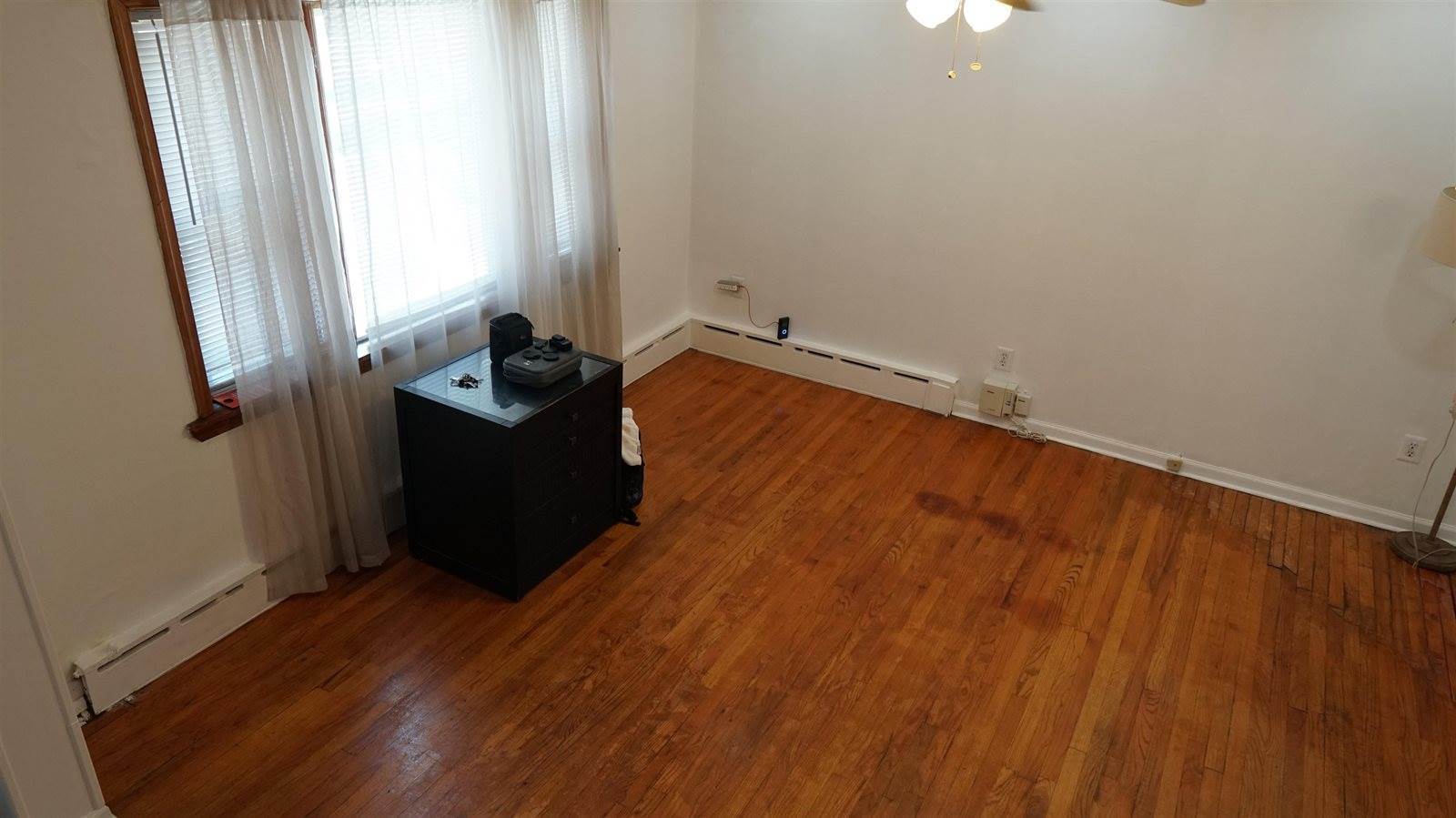 395 Union St, JC, West Bergen, NJ 07304