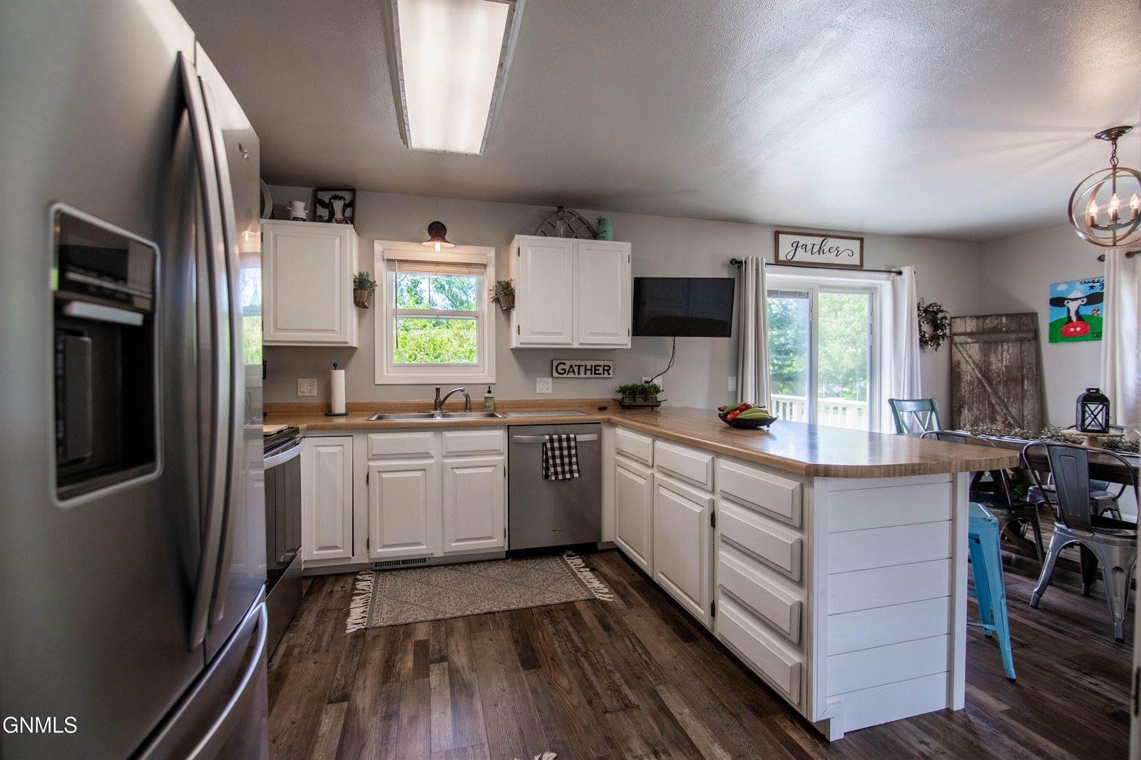 311 8th Street North, New Salem, ND 58563