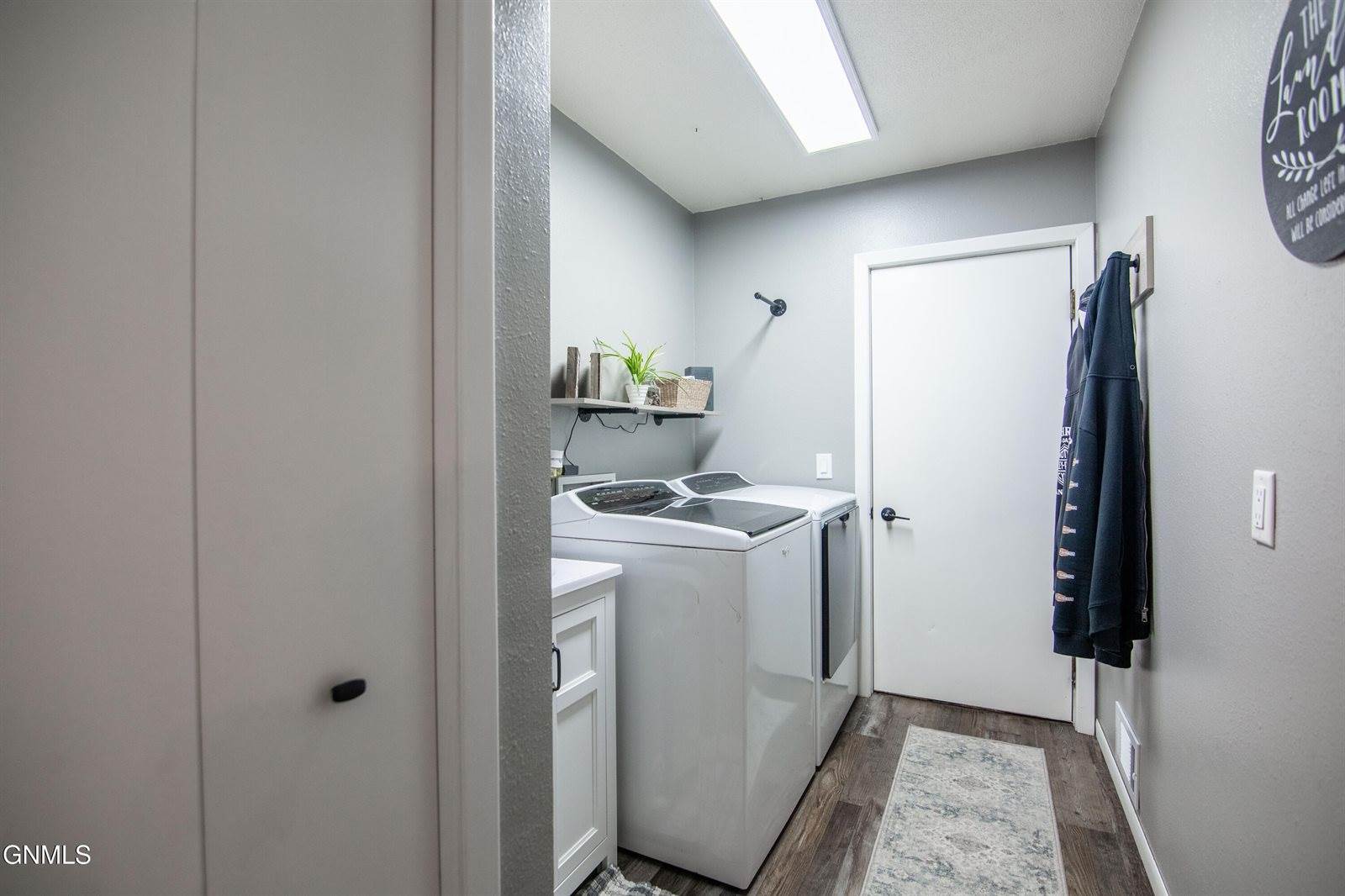 311 8th Street North, New Salem, ND 58563