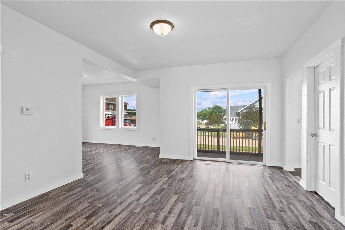 1005 S Maple Avenue, Marshfield, WI 54449