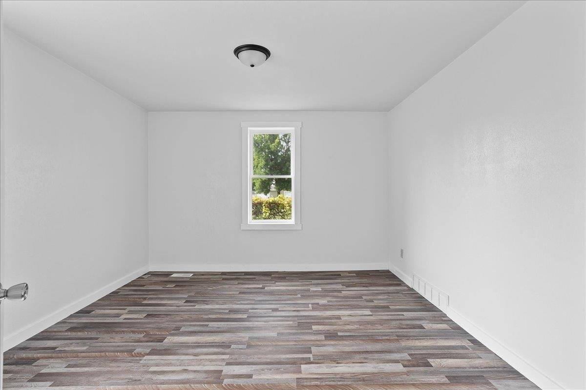 1005 S Maple Avenue, Marshfield, WI 54449