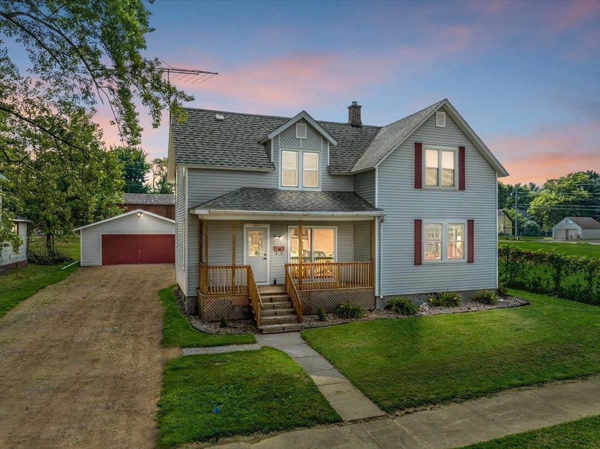 1005 S Maple Avenue, Marshfield, WI 54449
