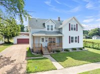 1005 S Maple Avenue, Marshfield, WI 54449