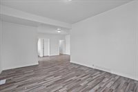 1005 S Maple Avenue, Marshfield, WI 54449