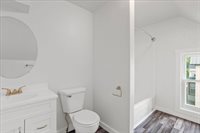 1005 S Maple Avenue, Marshfield, WI 54449