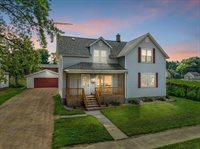 1005 S Maple Avenue, Marshfield, WI 54449