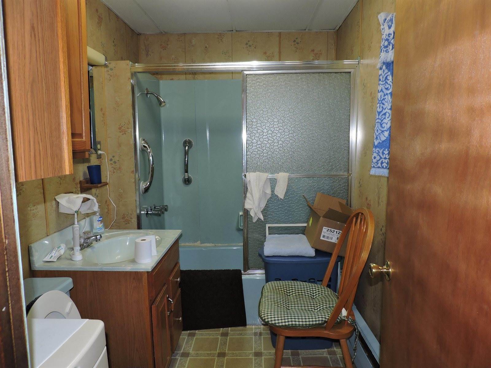 29 Lithgow Street, Winslow, ME 04901