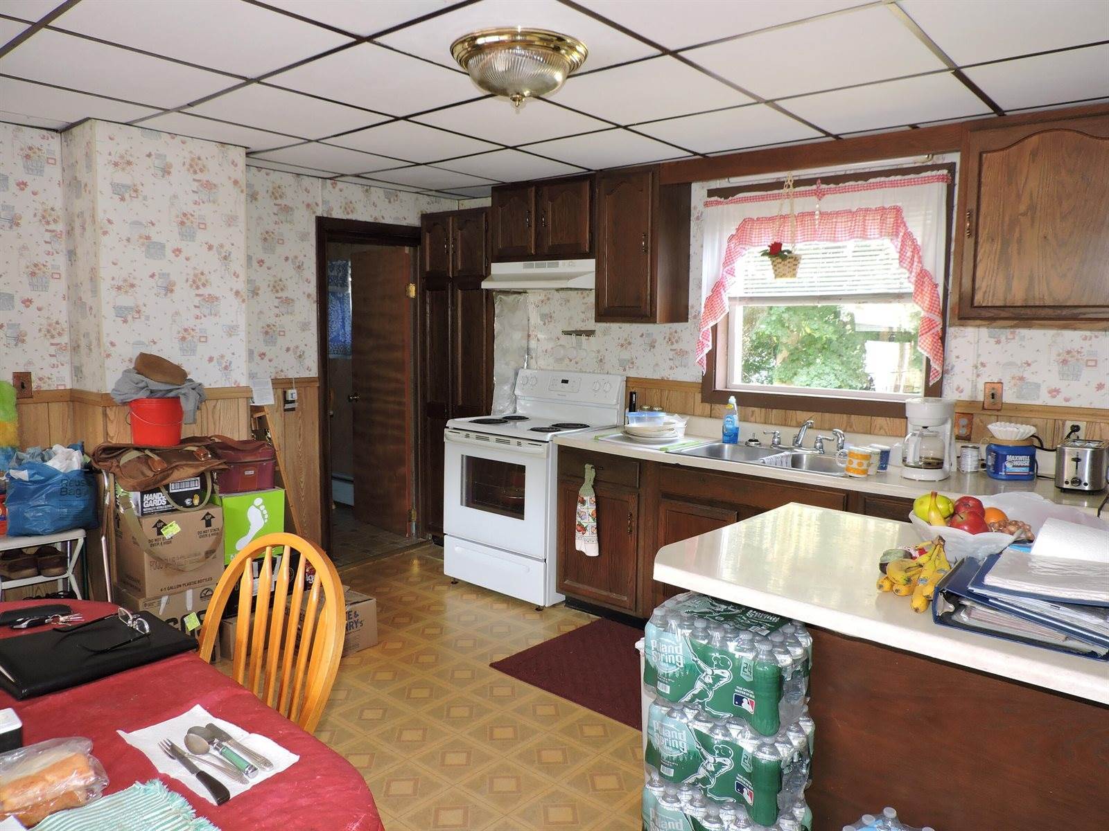 29 Lithgow Street, Winslow, ME 04901