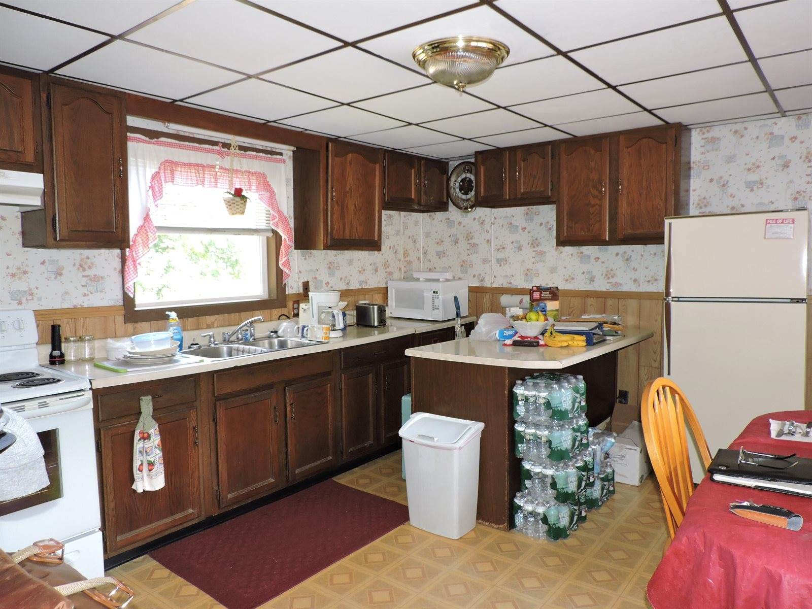 29 Lithgow Street, Winslow, ME 04901