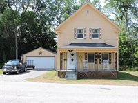 29 Lithgow Street, Winslow, ME 04901