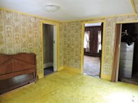 29 Lithgow Street, Winslow, ME 04901