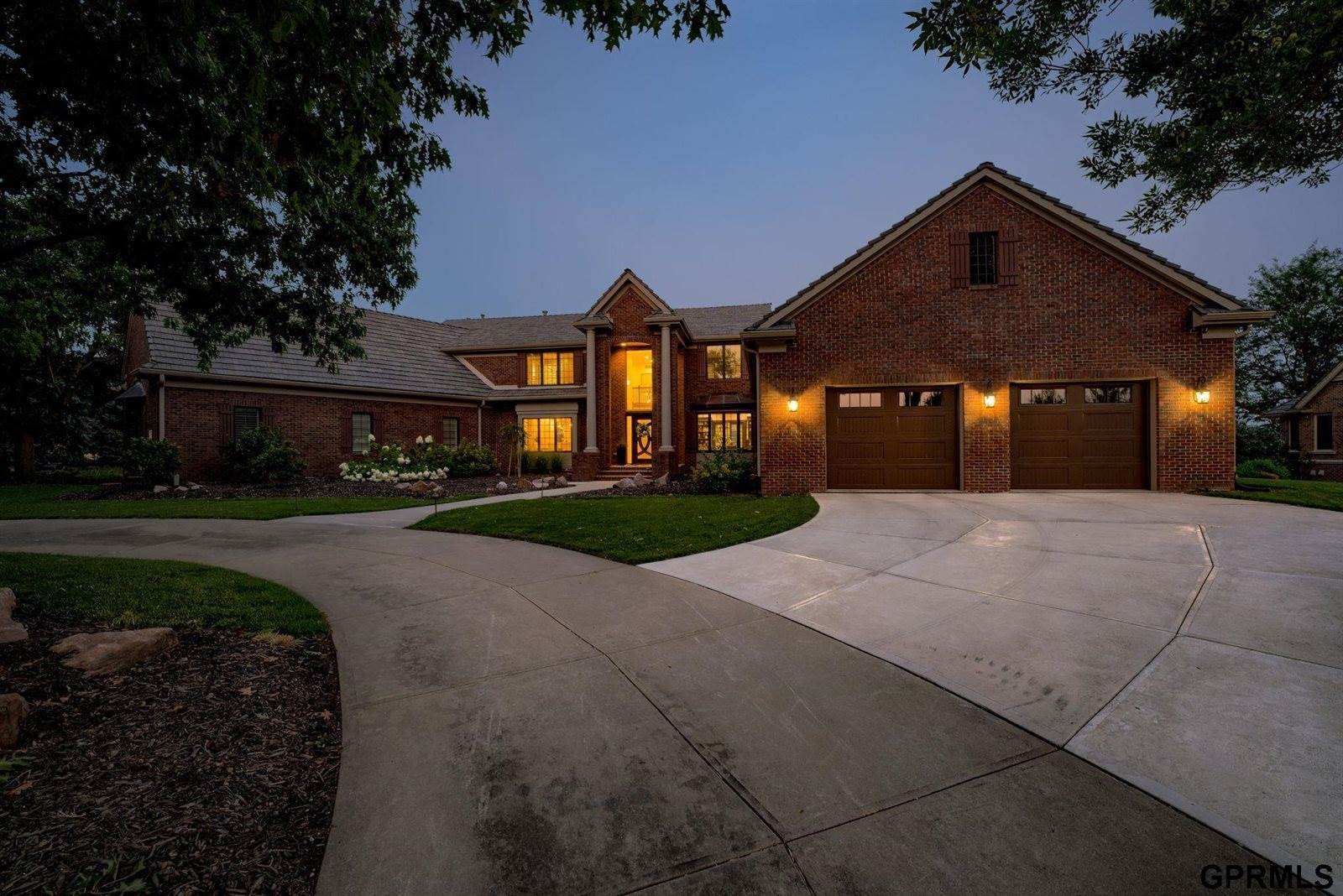 5101 North 196 Circle, Elkhorn, NE 68022