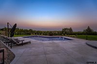 5101 North 196 Circle, Elkhorn, NE 68022