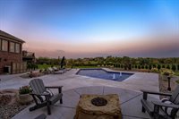 5101 North 196 Circle, Elkhorn, NE 68022