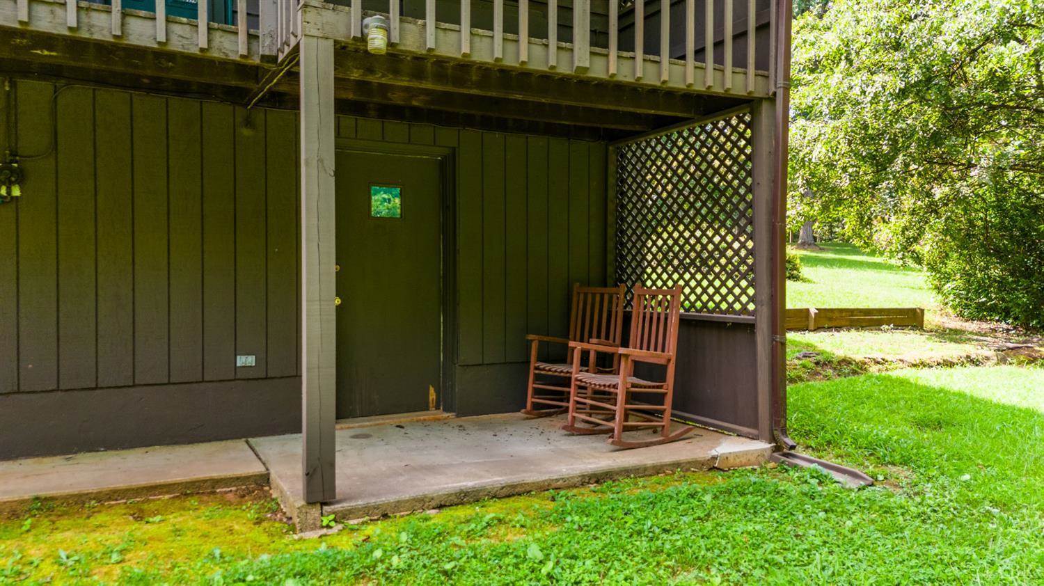 378 Watt Abbitt Road, Appomattox, VA 24522