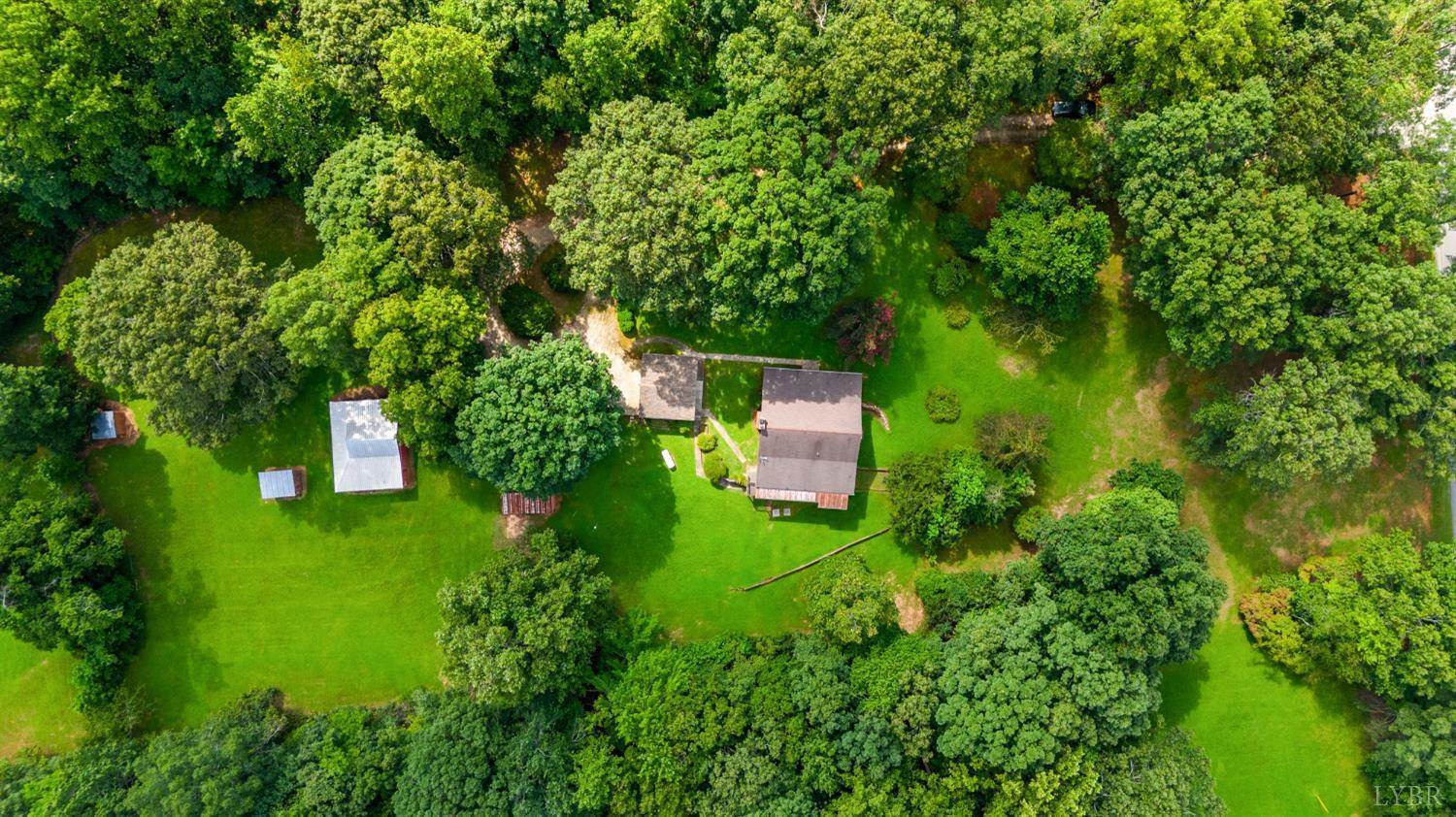 378 Watt Abbitt Road, Appomattox, VA 24522