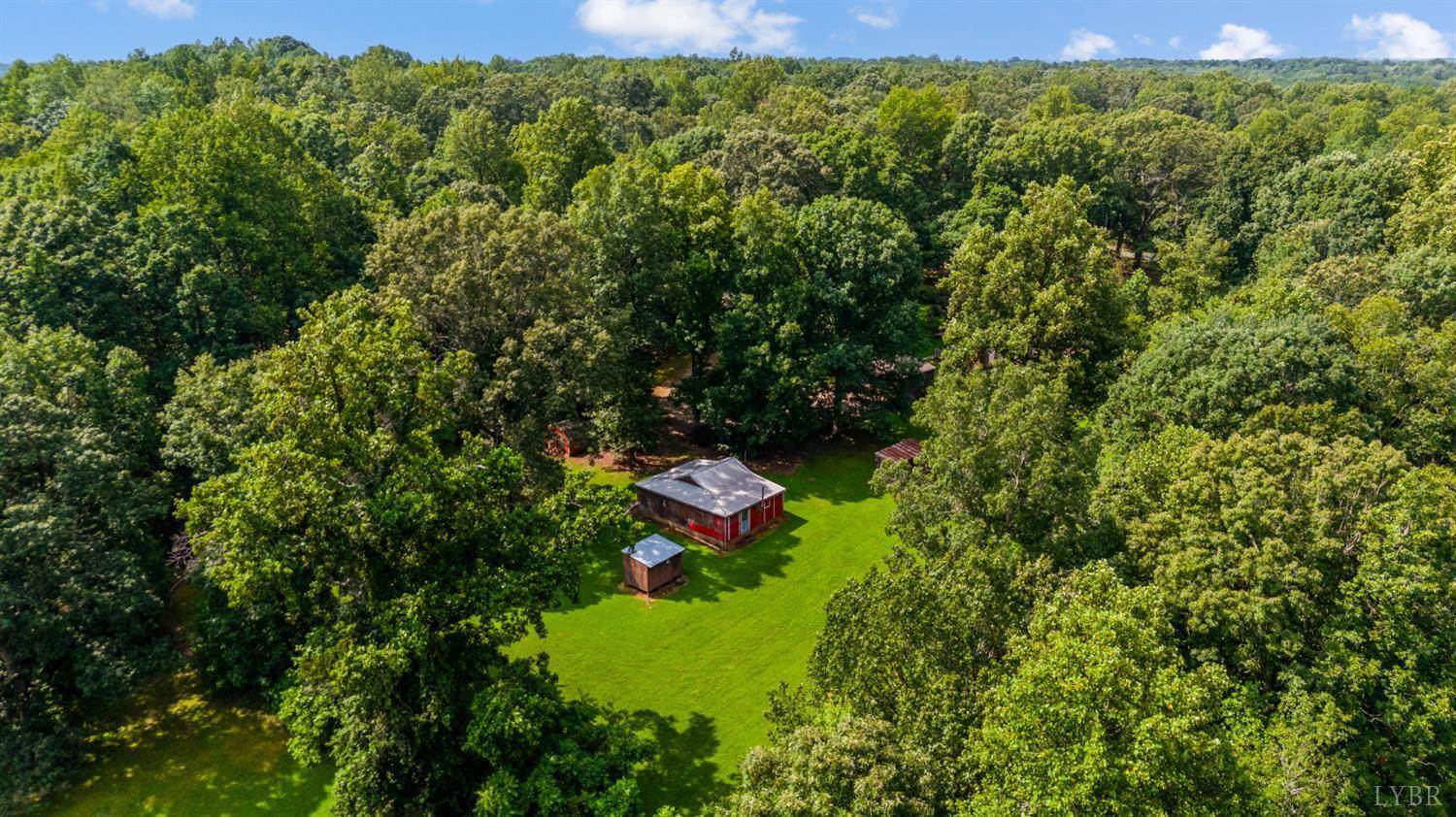 378 Watt Abbitt Road, Appomattox, VA 24522
